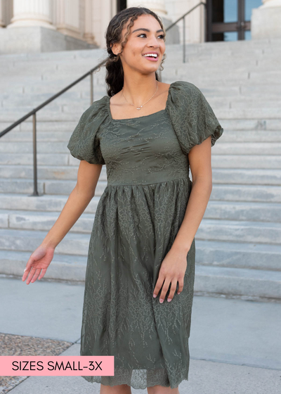 Olive embroidereed square neck dress with short sleeves