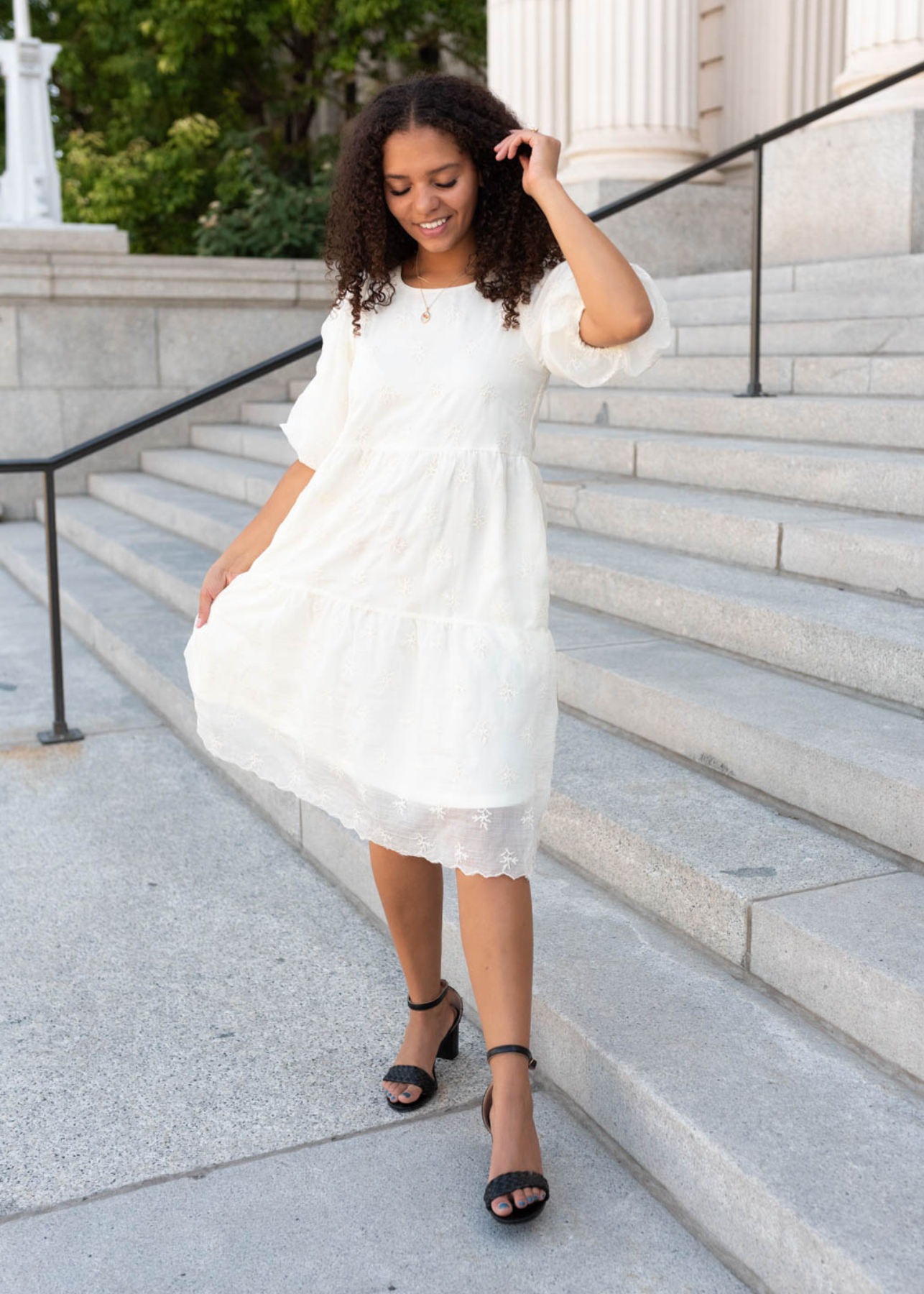 Cream floral puff sleeve dress with short sleeves