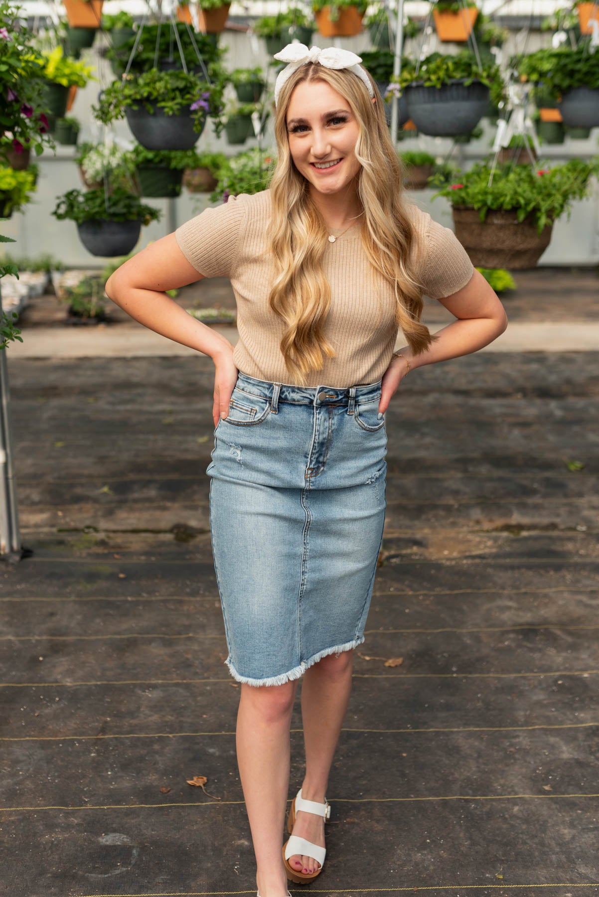 Indigo distressed skirt with working zipper and button closer