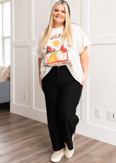 Wide leg pants in plus size