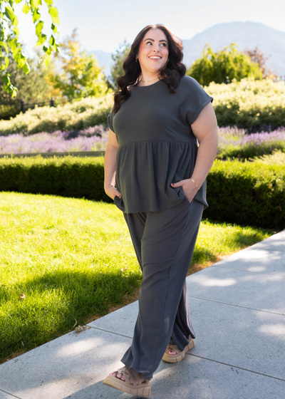 Plus size charcoal rib knit top with short sleeves