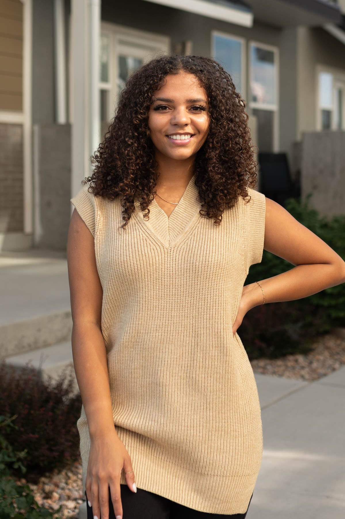 Long camel sweater vest