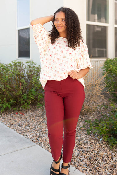 Cropped berry red pants