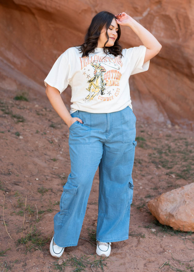 Short sleeve graphic tee Yellowstone white tee