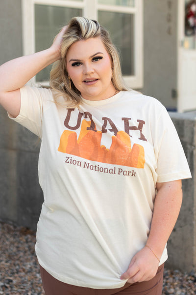 Short sleeve plus size zion utah ivory tee