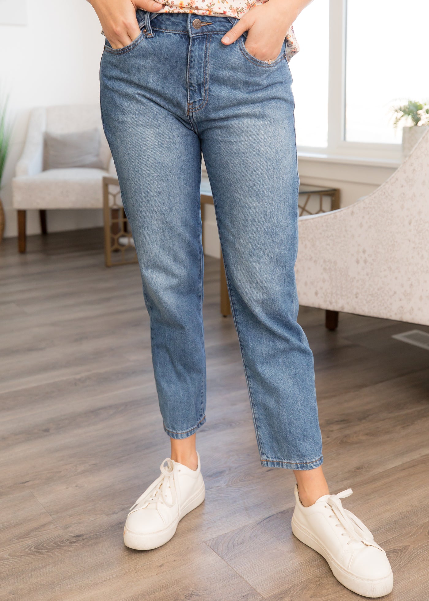 Chicago Medium Wash Boyfriend Jeans