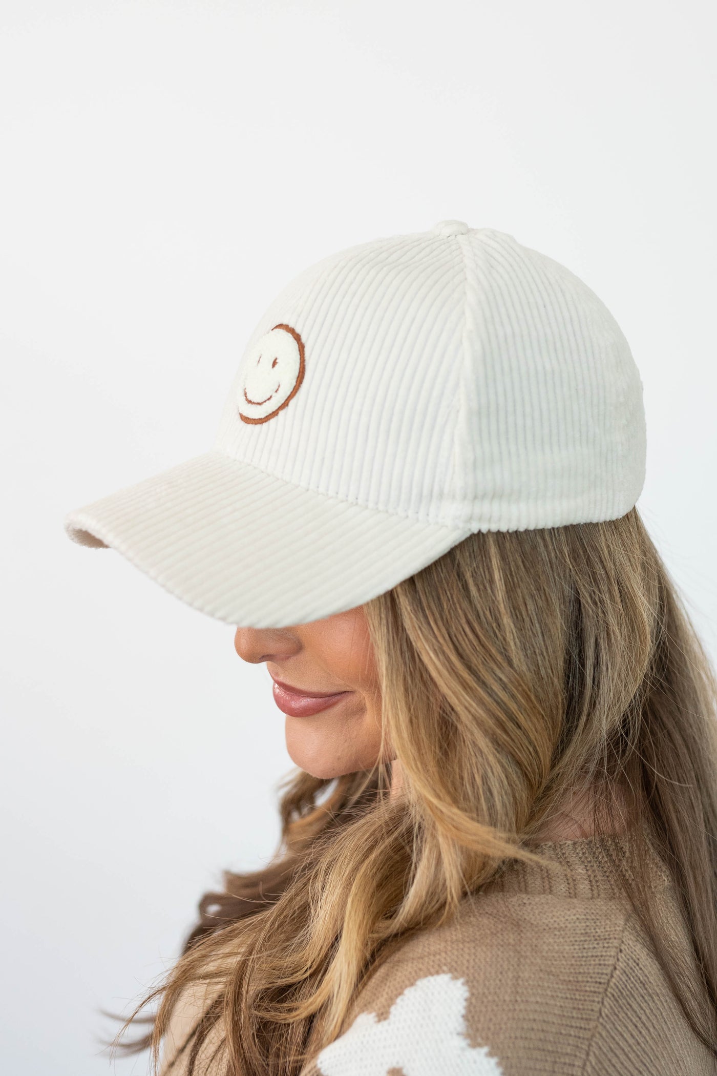 Malia Off White Hat