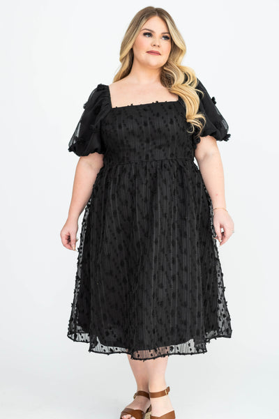 Short sleeve plus size black dress