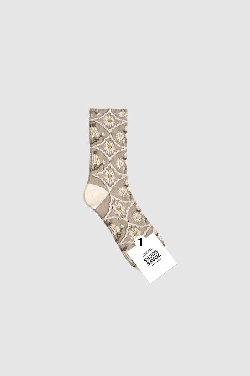 Macie Taupe Flower Socks