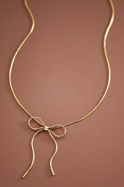 Aurelia 18K Bow Necklace