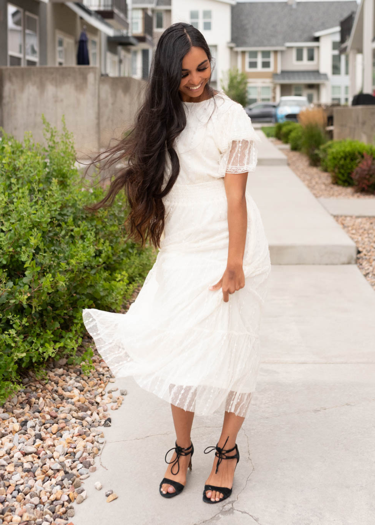 Short sleeve cream lace dress