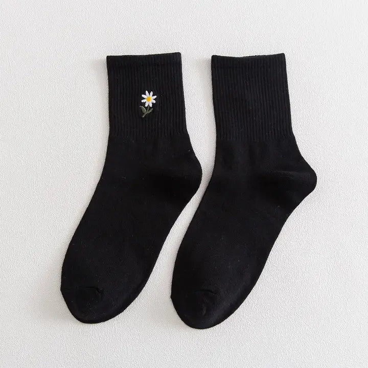 Lennie Black Embroidered Flower Socks