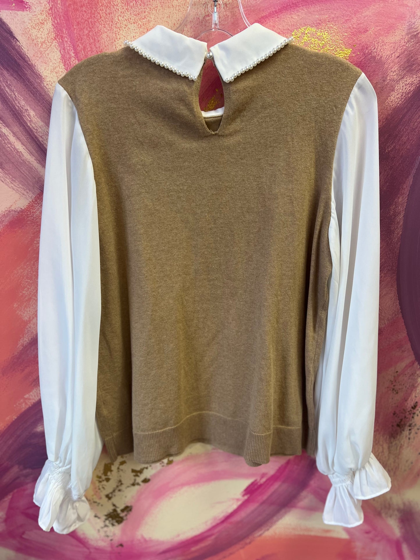 (LARGE) Pearl Collar Top