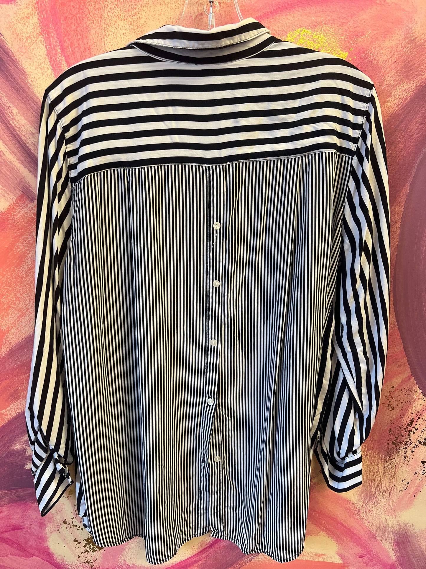 (LARGE) Stripped Button Up