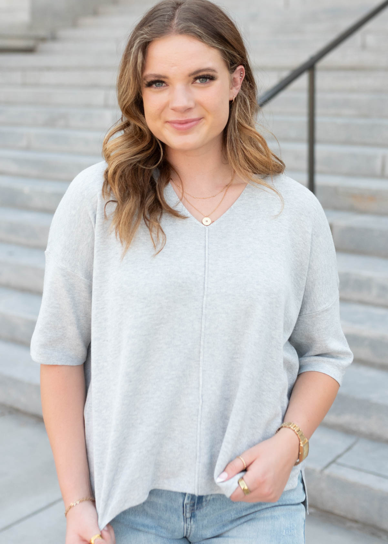 Heather grey v-neck top with short sleeves