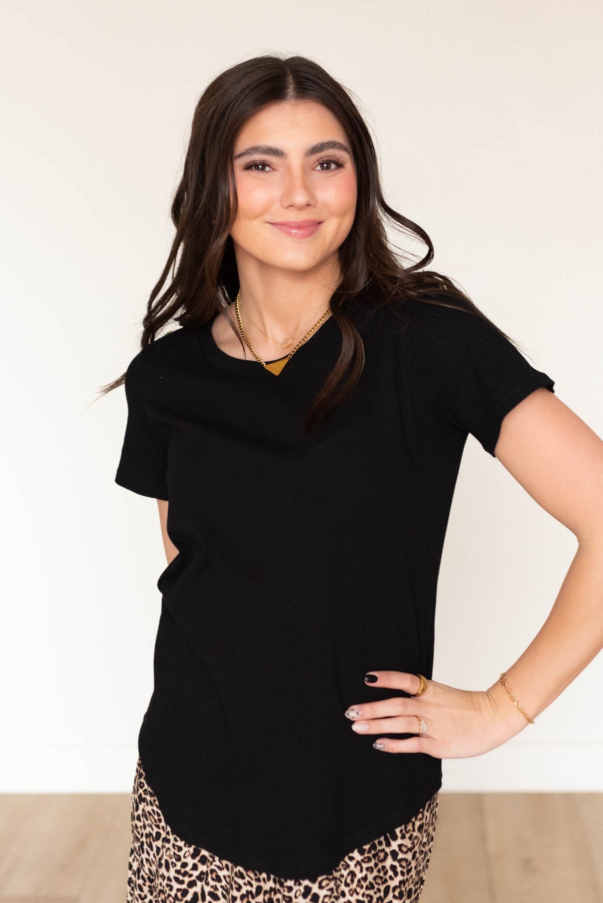 Black ribbed top with short sleeves