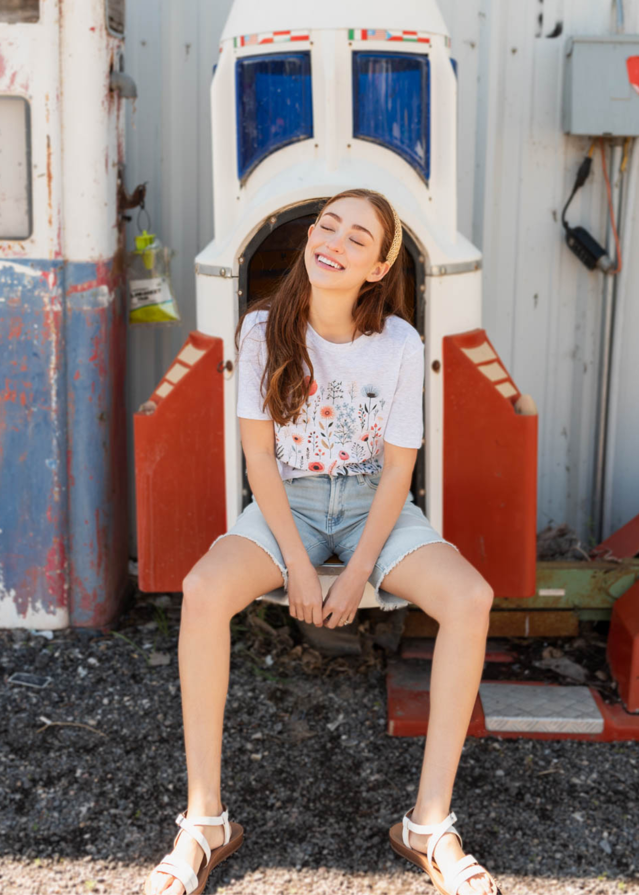 Short sleeve multi color wildflower tee