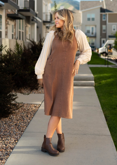 Jumper brown dress