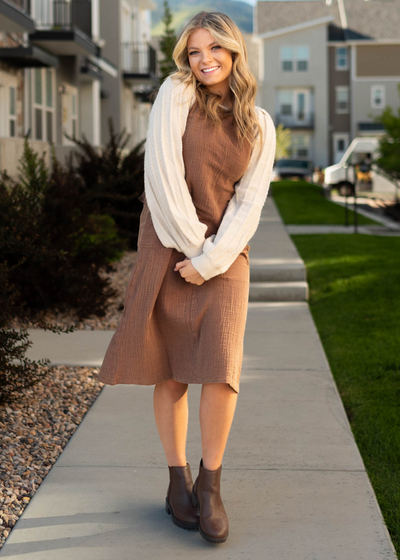 Brown dress