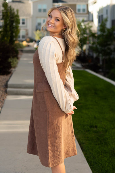 Side view of the brown dress