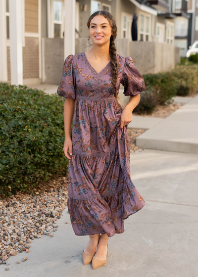 Short sleeve plum floral tiered dress