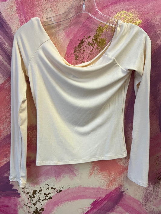 (LARGE) NWT Wide Neck Top