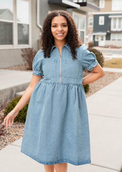 Denim zip up dress with short sleeves