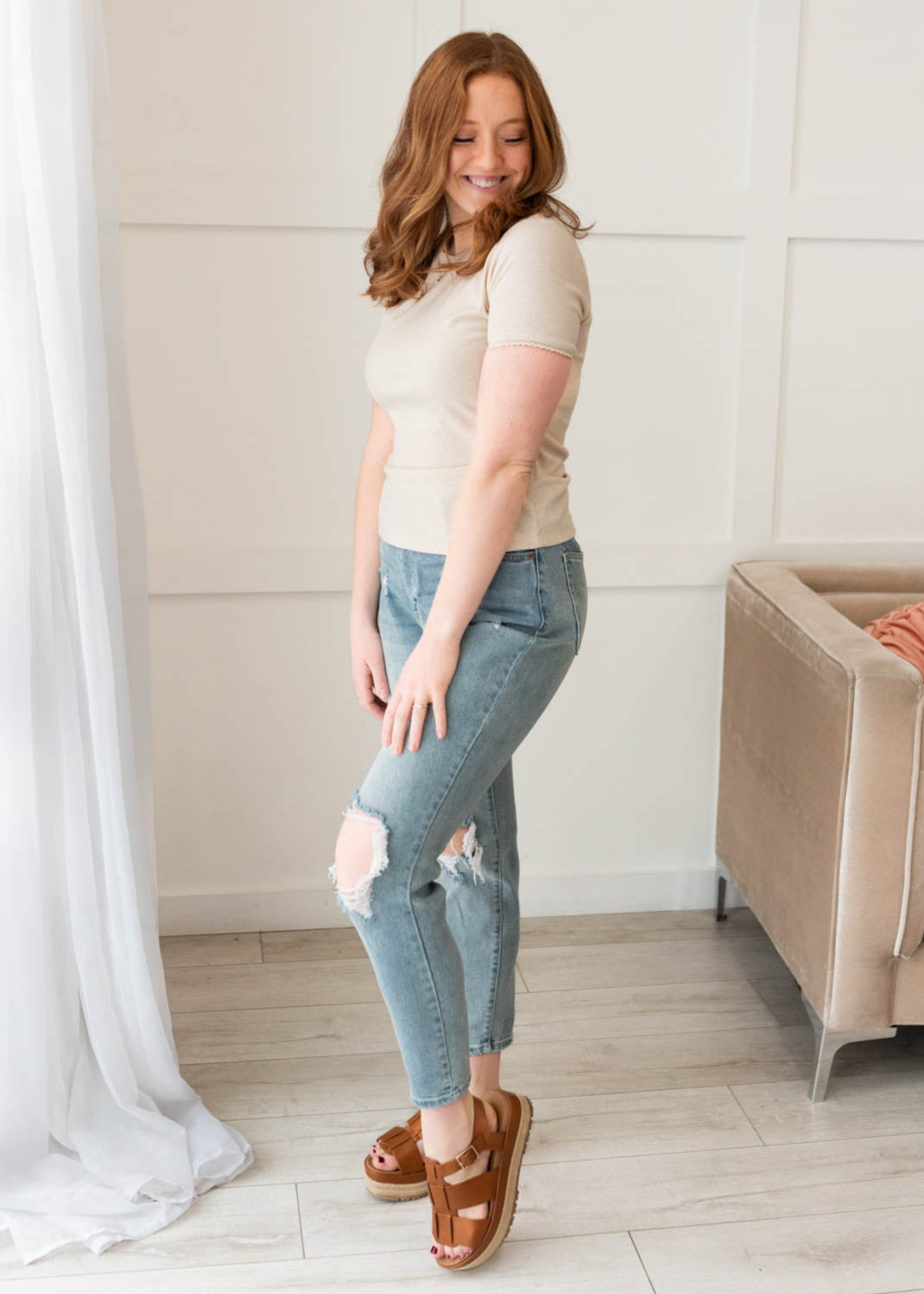 Oatmeal lace trim ribbed top with short sleeves