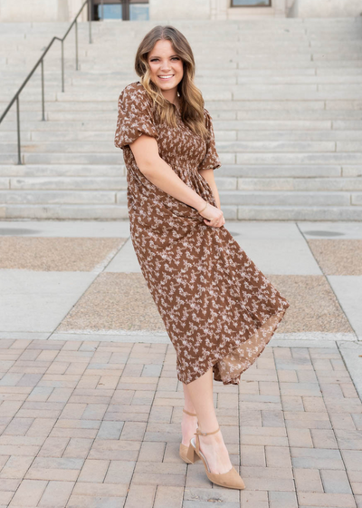 Short sleeve brown floral smocked dress