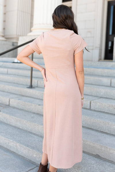 Back view of the taupe ribbed dress