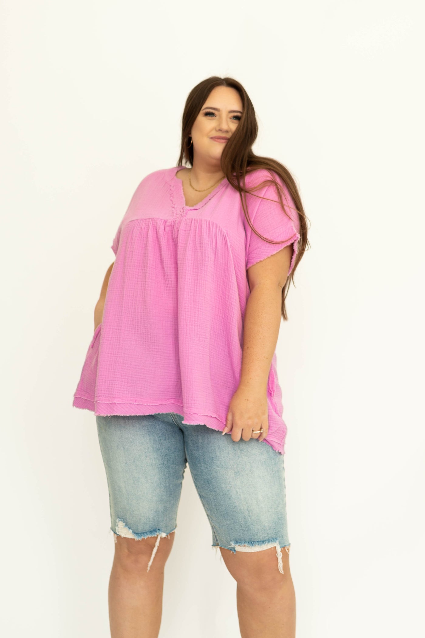 Gauze lavender top with v-neck