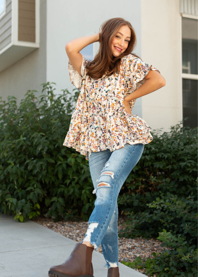 floral print short sleeve cream top