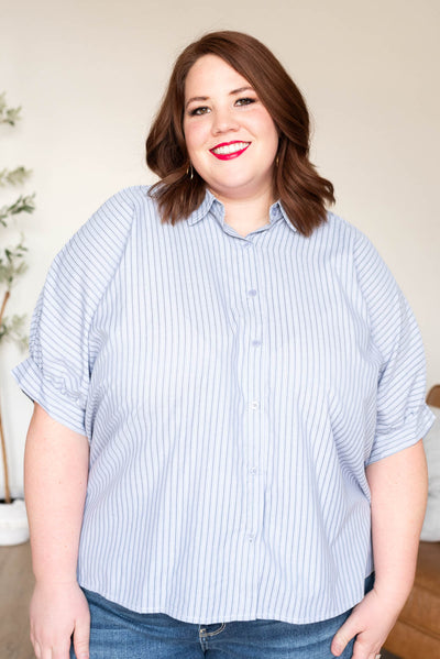 Collarded button up light blue stripe top in plus size