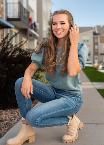 Small blue grey top