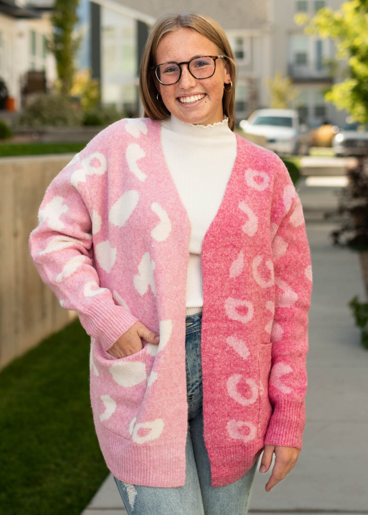 Pink cardigan with pockets