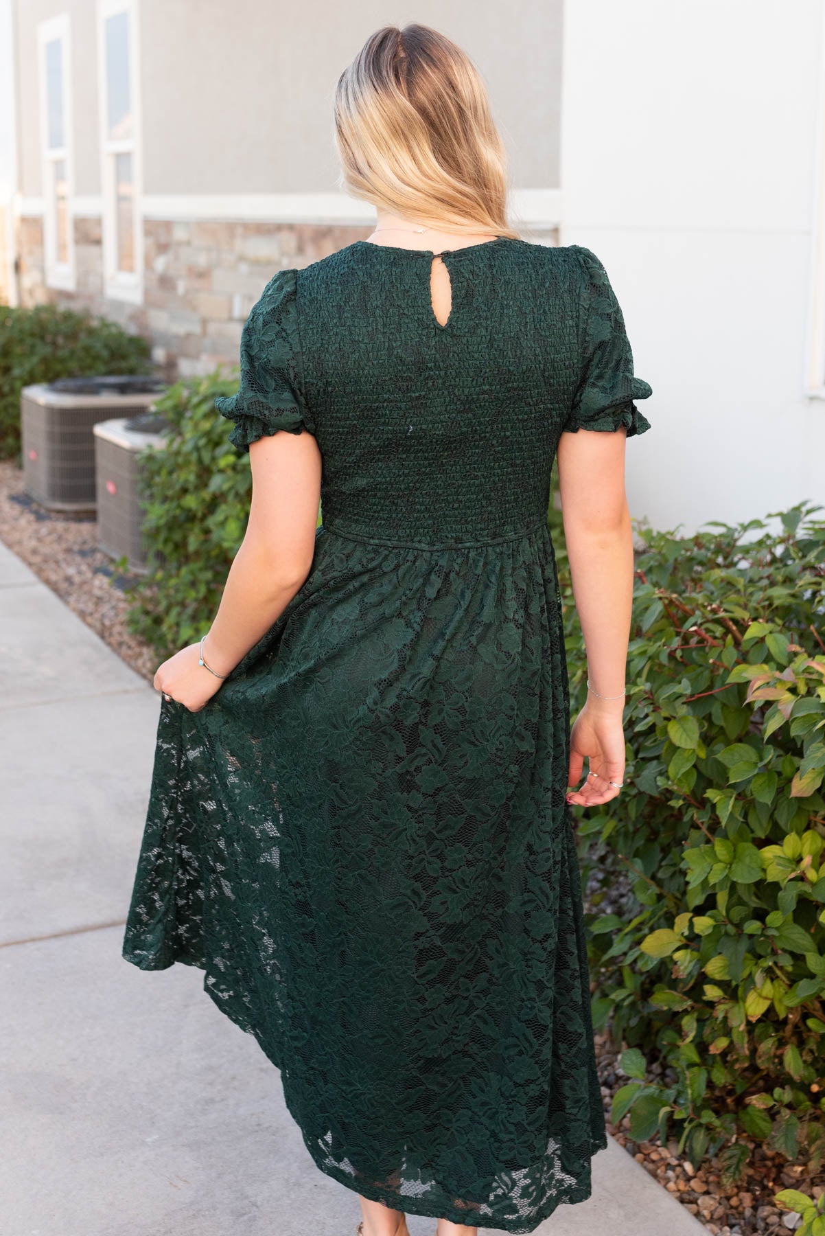 back view of the emerald green lace dress