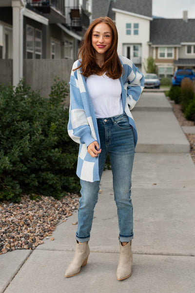 oversized long sleeves blue cardigan with a checkered pattern