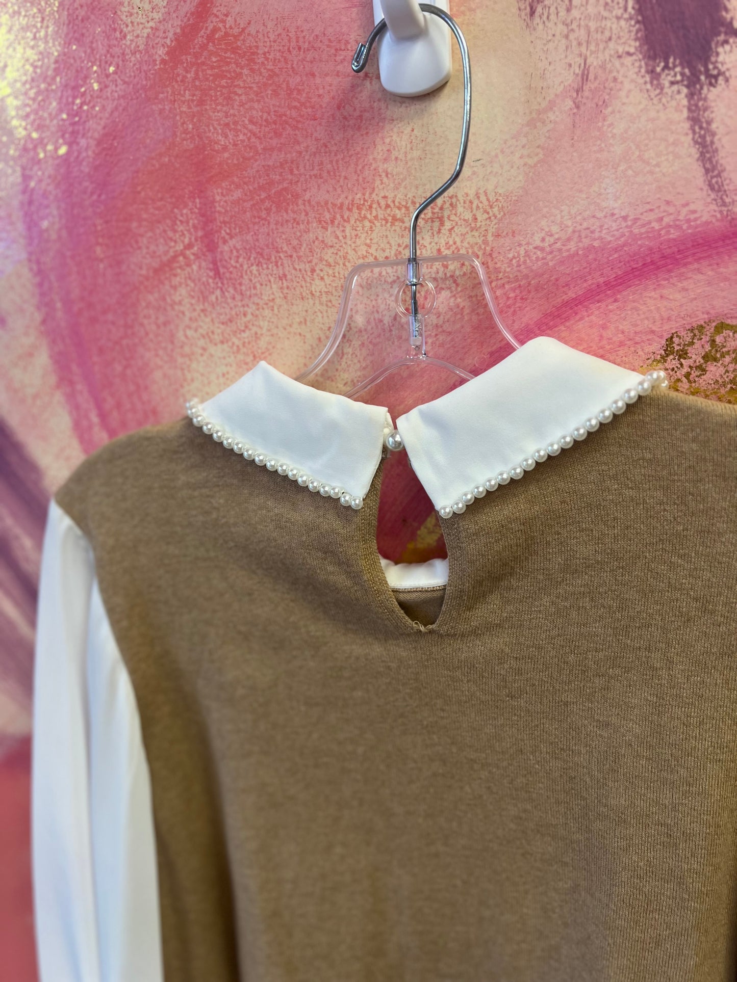 (LARGE) Pearl Collar Top