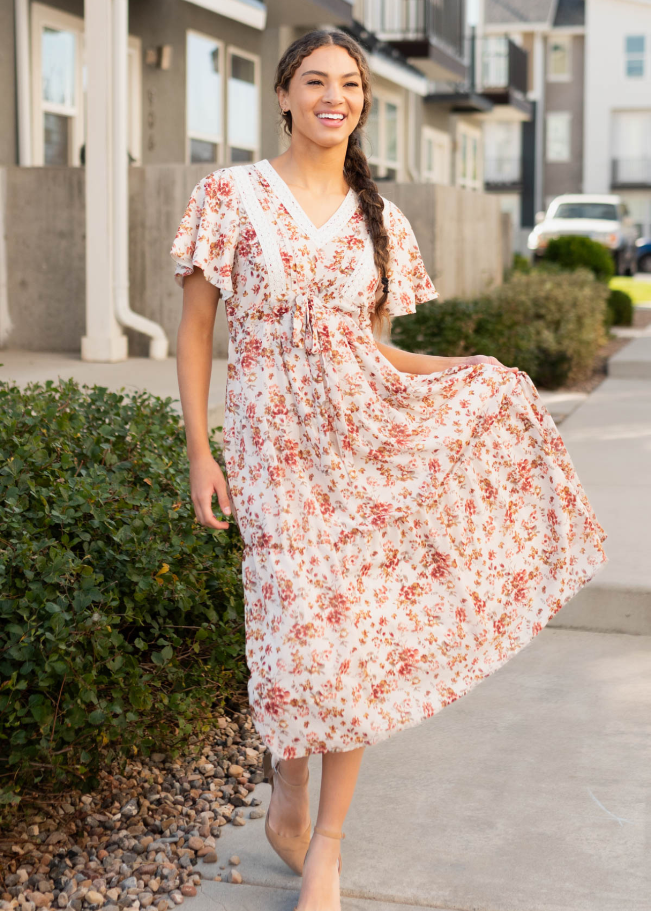 Cream floral tiered dress with short sleeves