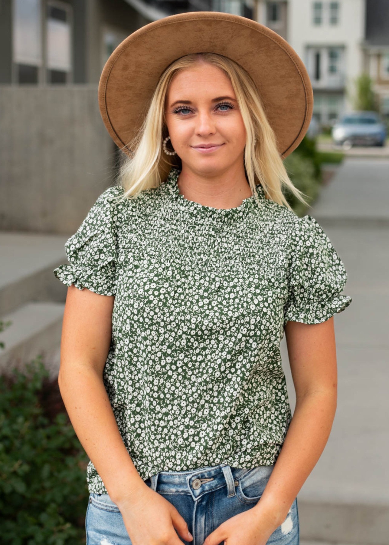 Short sleeve olive top