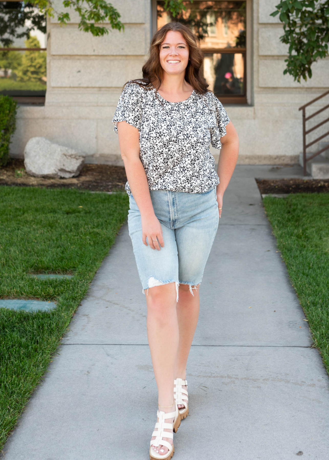 short sleeve plus size black floral top