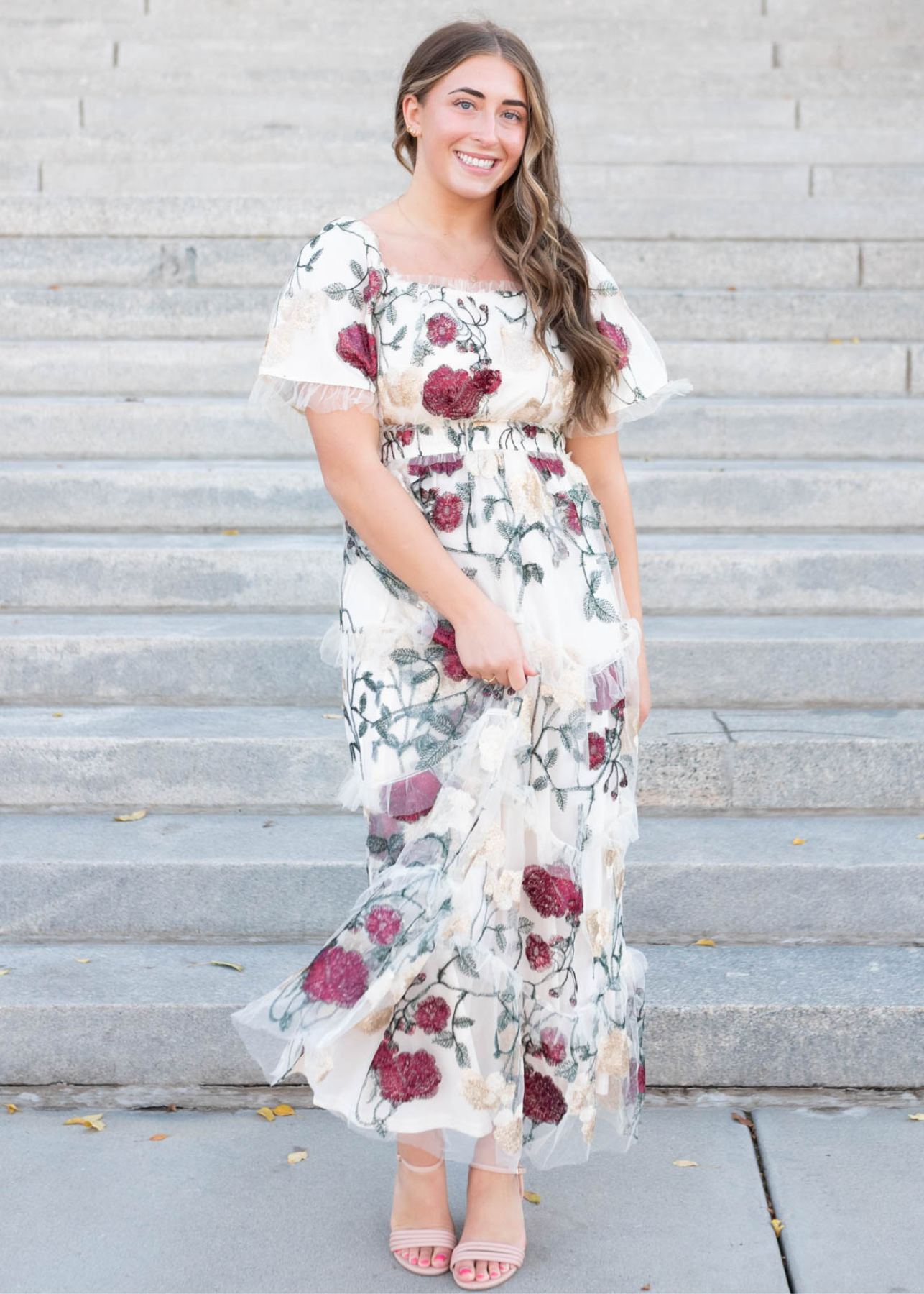 Short sleeve cream floral mesh dress