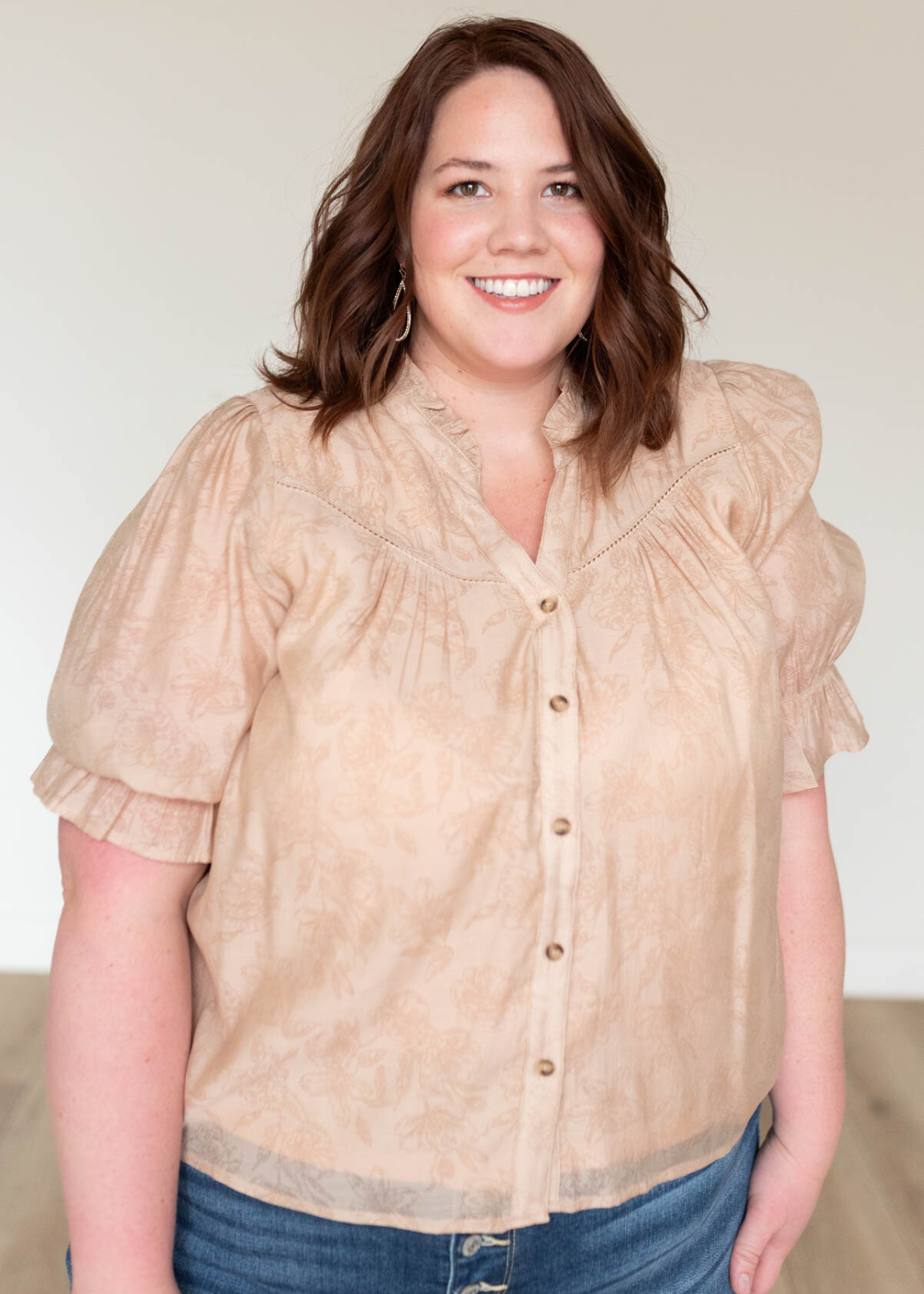 Button up taupe floral blouse in plus size