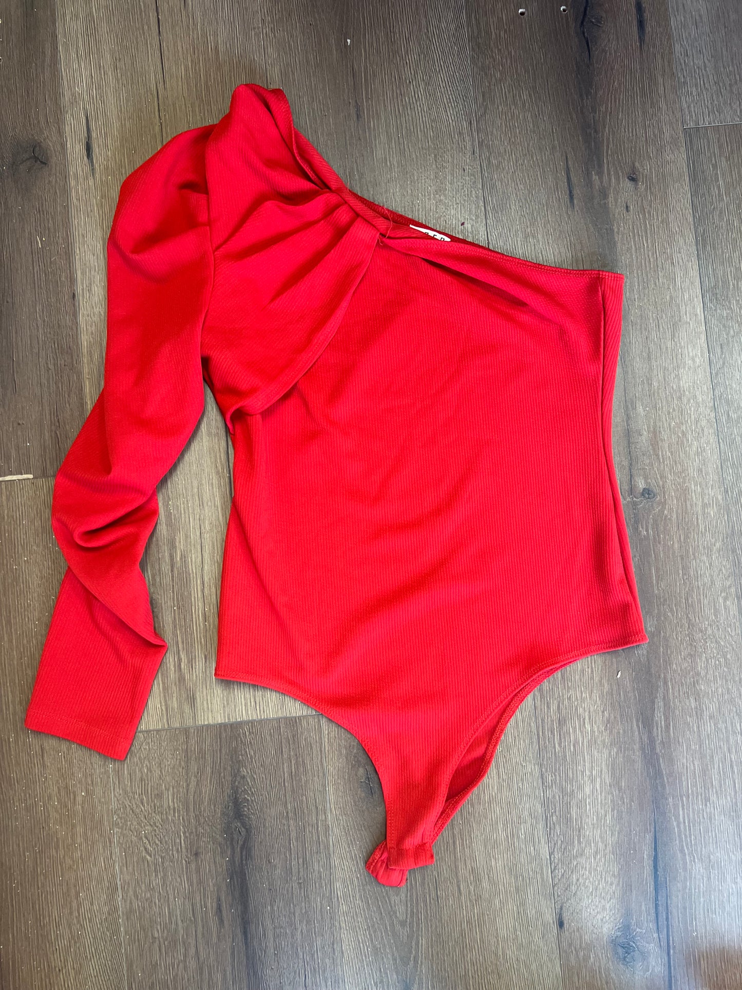 (LARGE) One Sleeve Bodysuit