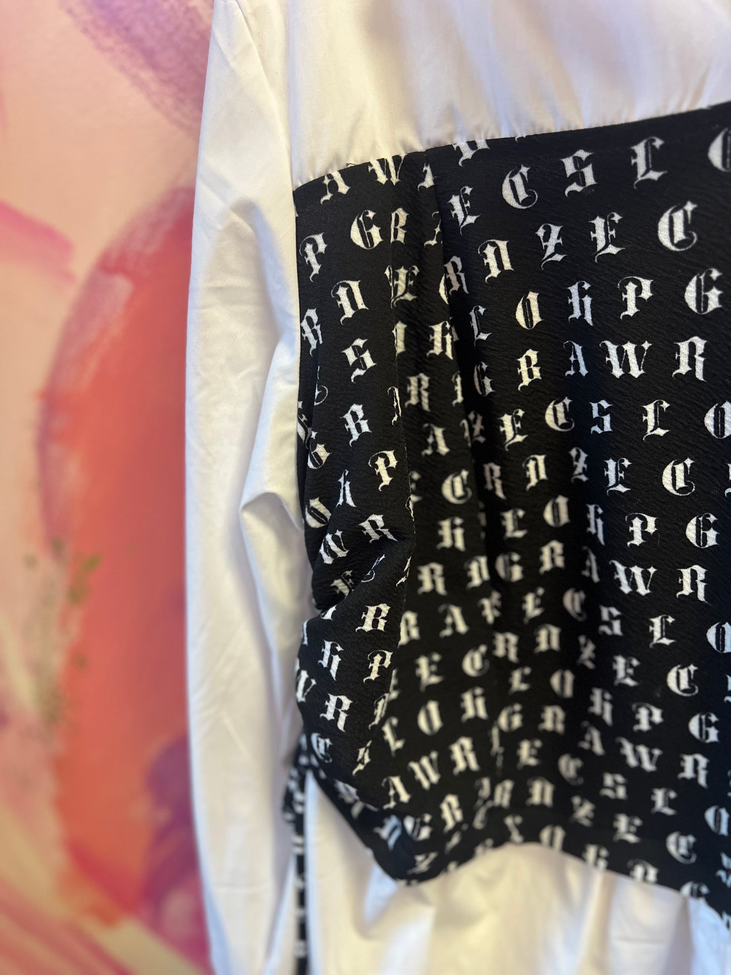 (3X) Black and White Top