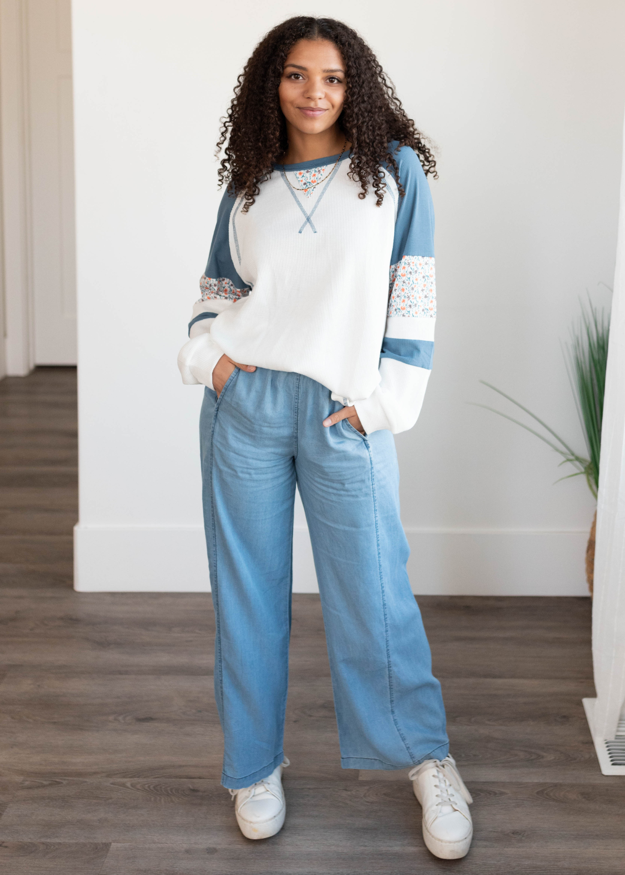 Denim linen pants with pockets
