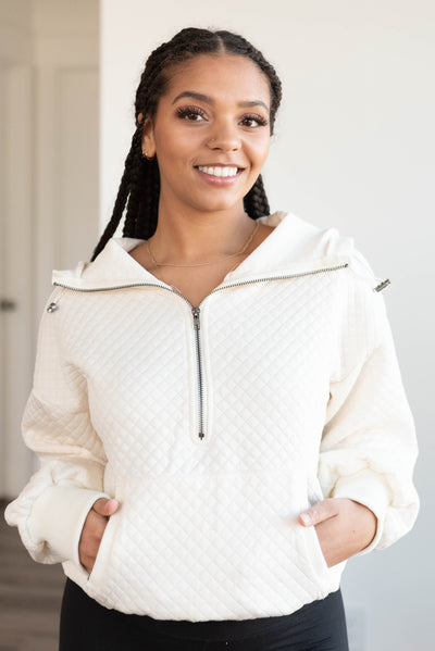 Small cream quilted half zip pullover