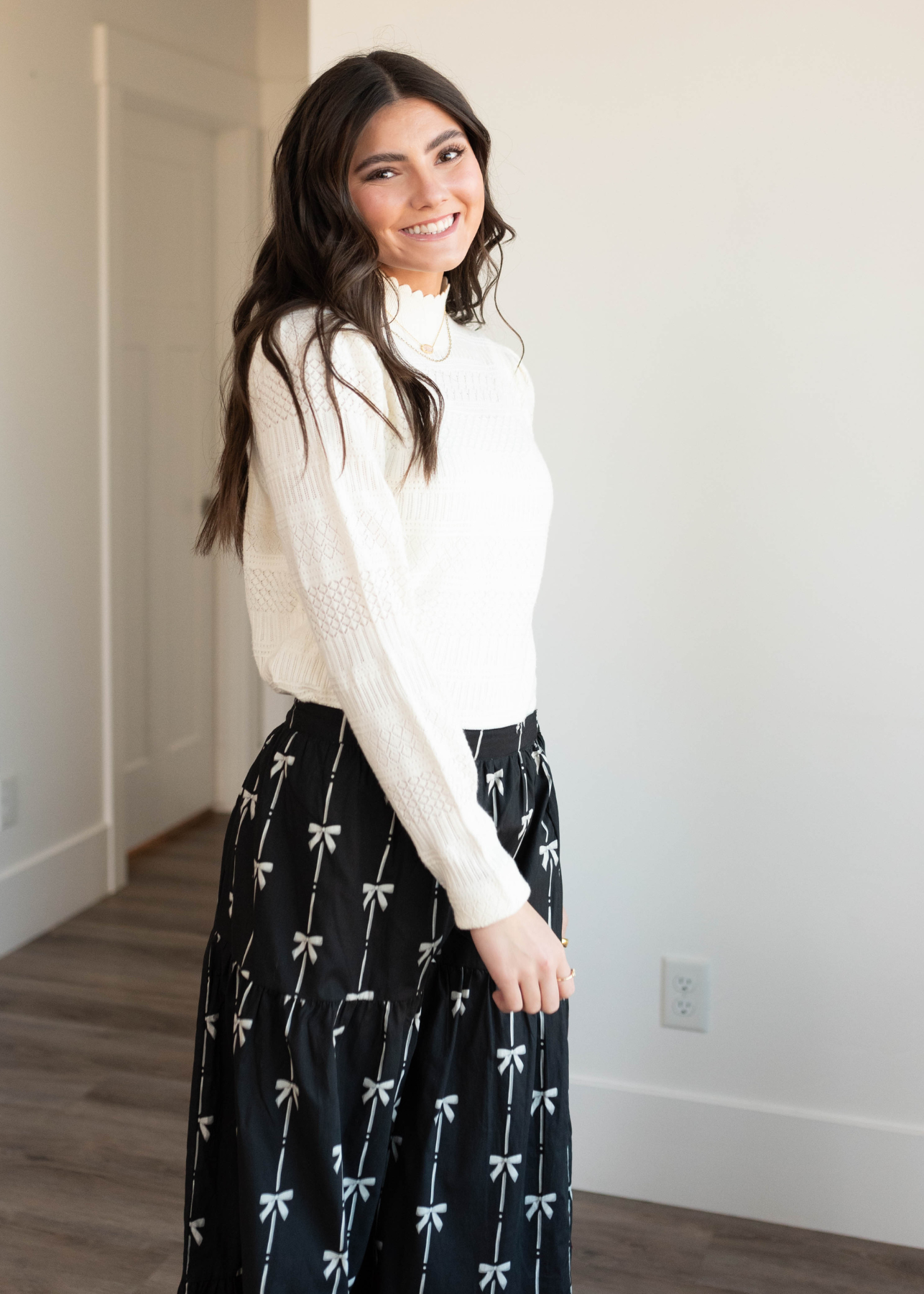 Black bow printed skirt