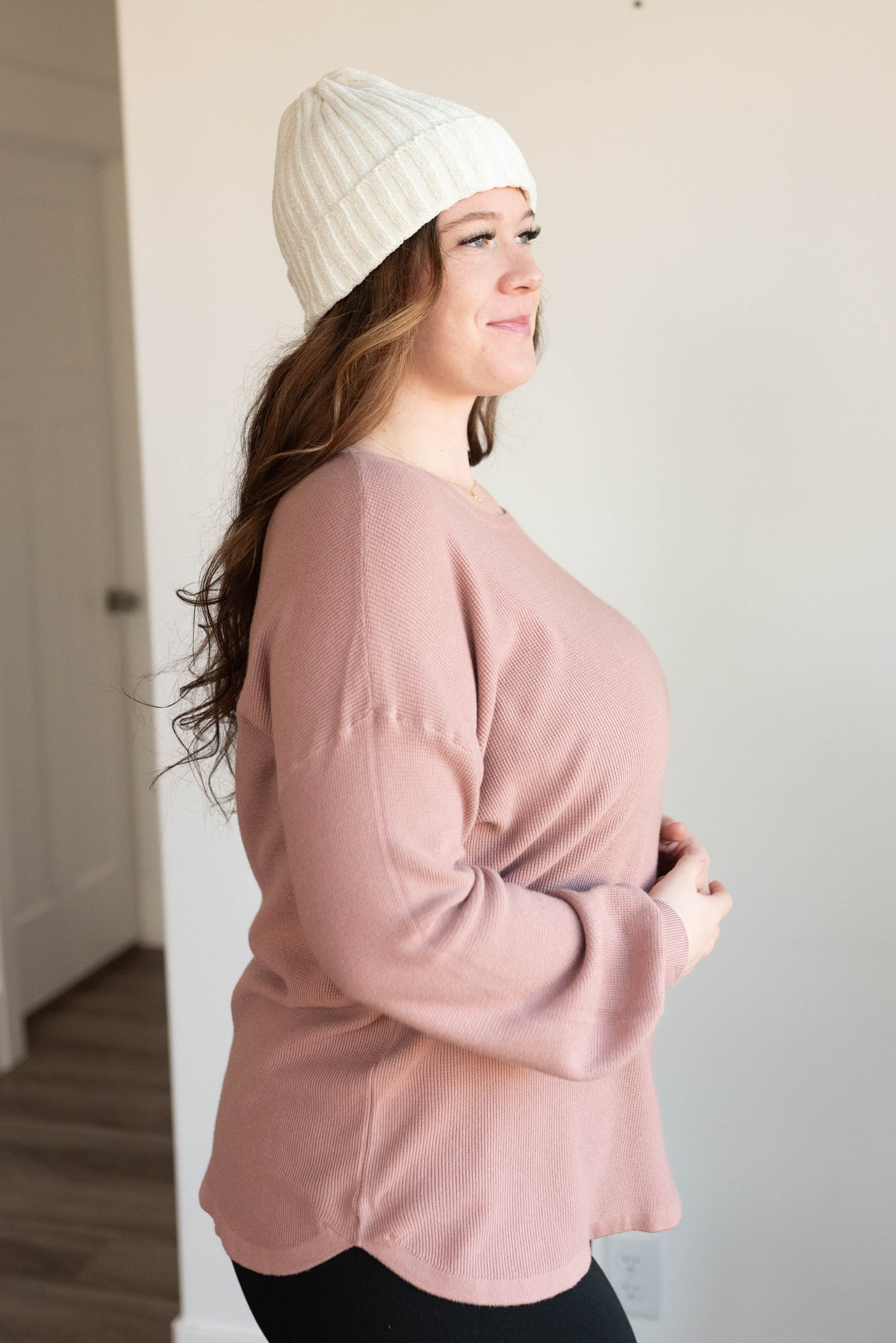 Side view of the dusty rose waffle long sleee top in plus size