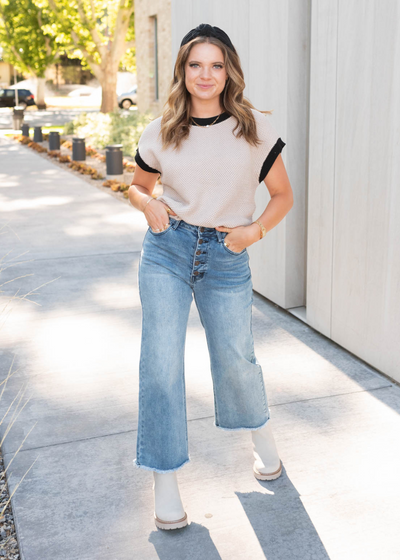 Short sleeve beige black trim sweater